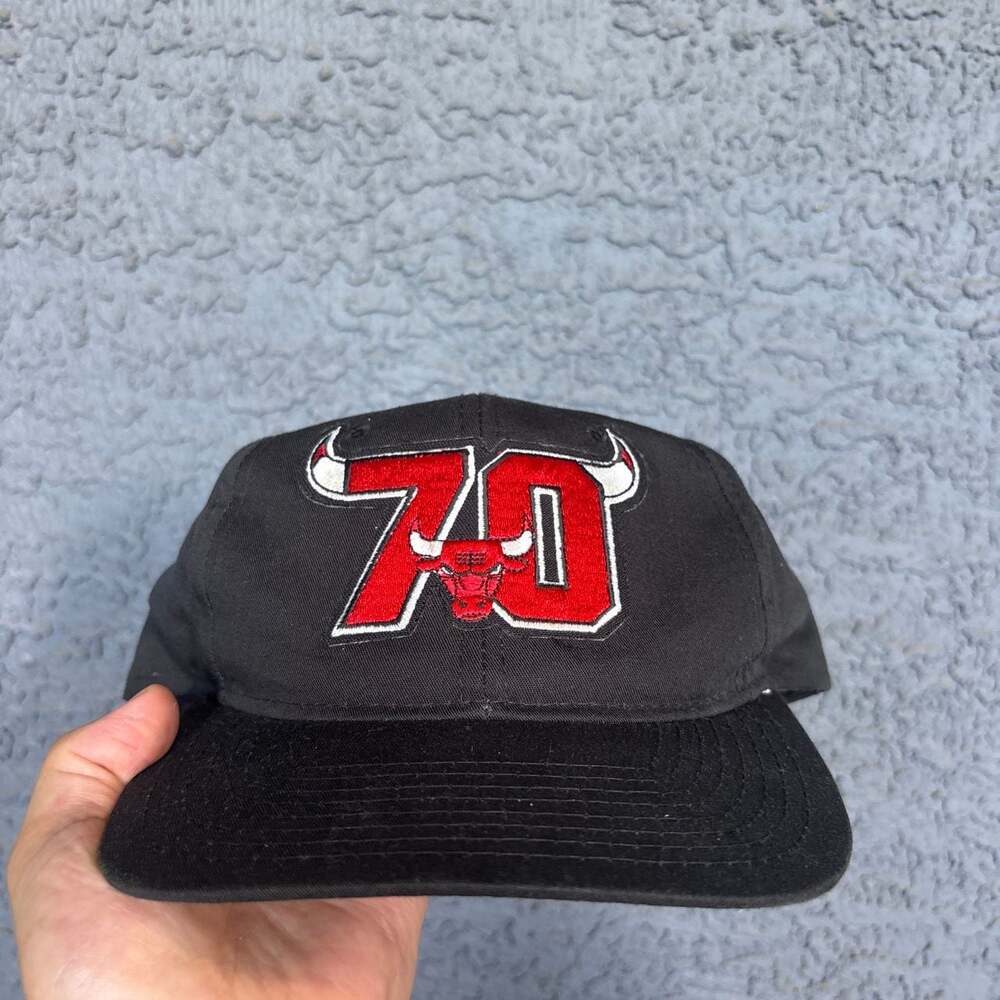 Vintage 1996 Chicago Bulls 70 Wins Starter Snapback Hat